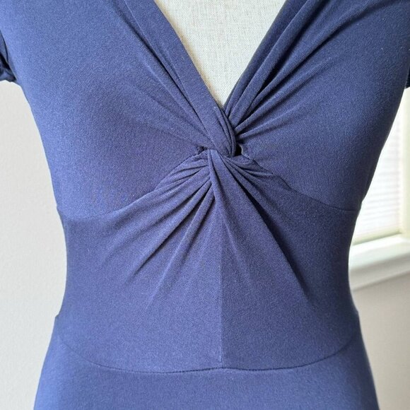 BCBGMaxAZRIA Stunning Deep V-neck Navy Blue Jersey Dress - Size Small - Picture 3 of 10
